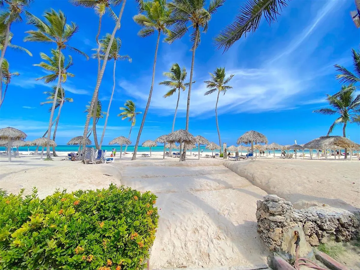 Los Corales Villas And Suites - Beach Club, Spa, Restaurants Punta Cana Dominican Republic