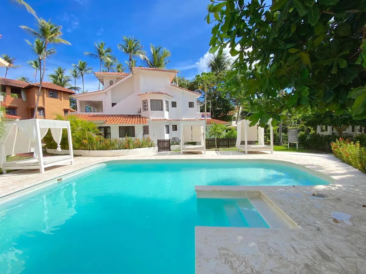Los Corales Villas And Suites - Beach Club, Spa, Restaurants Punta Cana Hotel